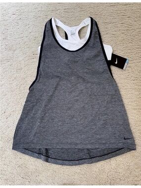 NWT AUTHENTIC NIKE 2-in-1 RUNNING FITNESS TANK TOP SIZE SMALL